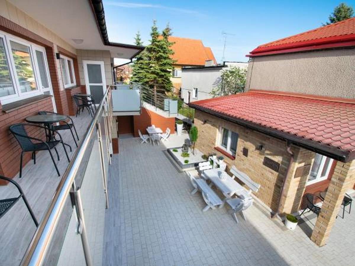 Pokoje Goscinne Zborowski & Wnuki Dzwirzyno Exterior photo